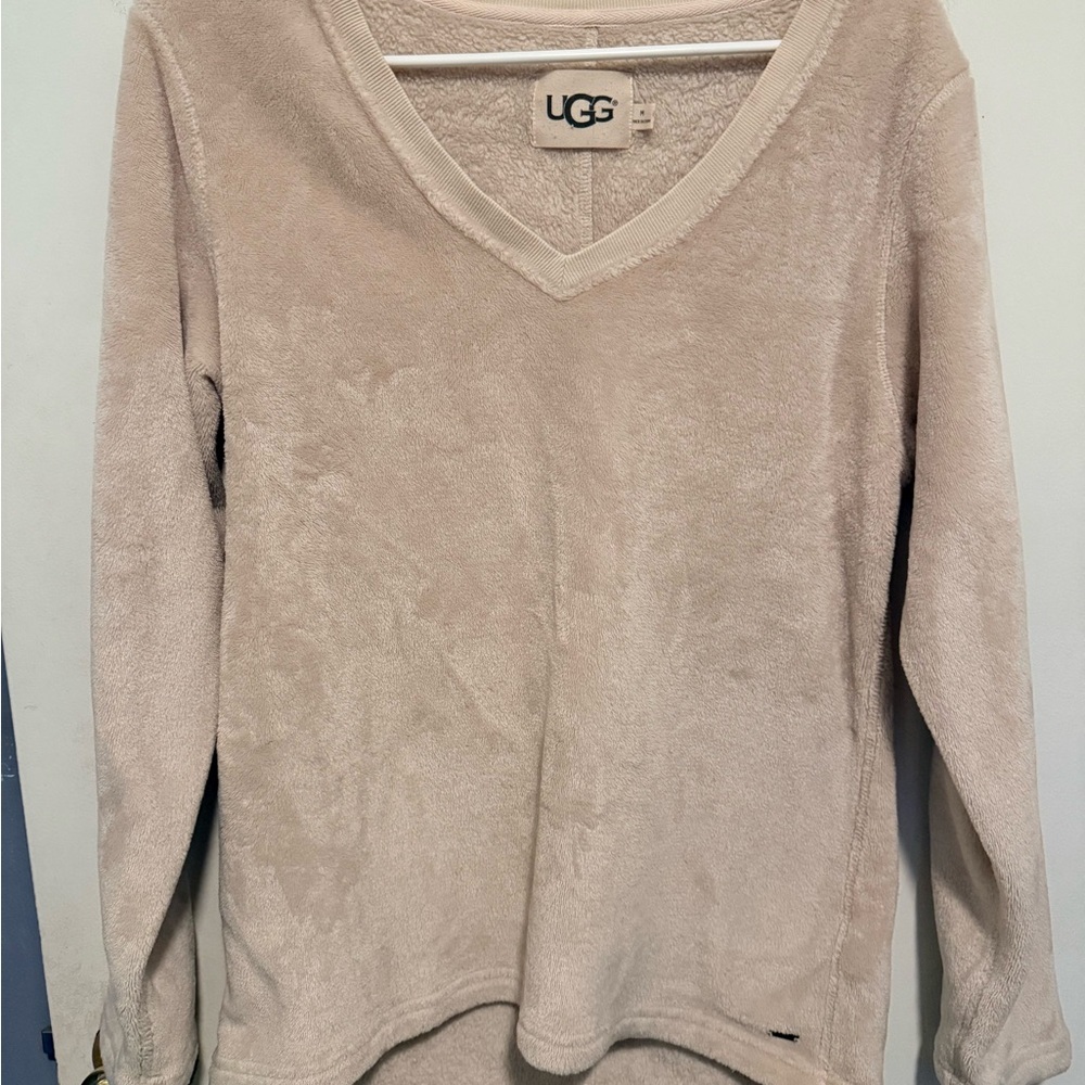 UGG Daisy Cozy Plus Fleece Pullover Sweater V-neck top